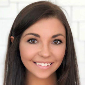 Meet your Posher, Claire